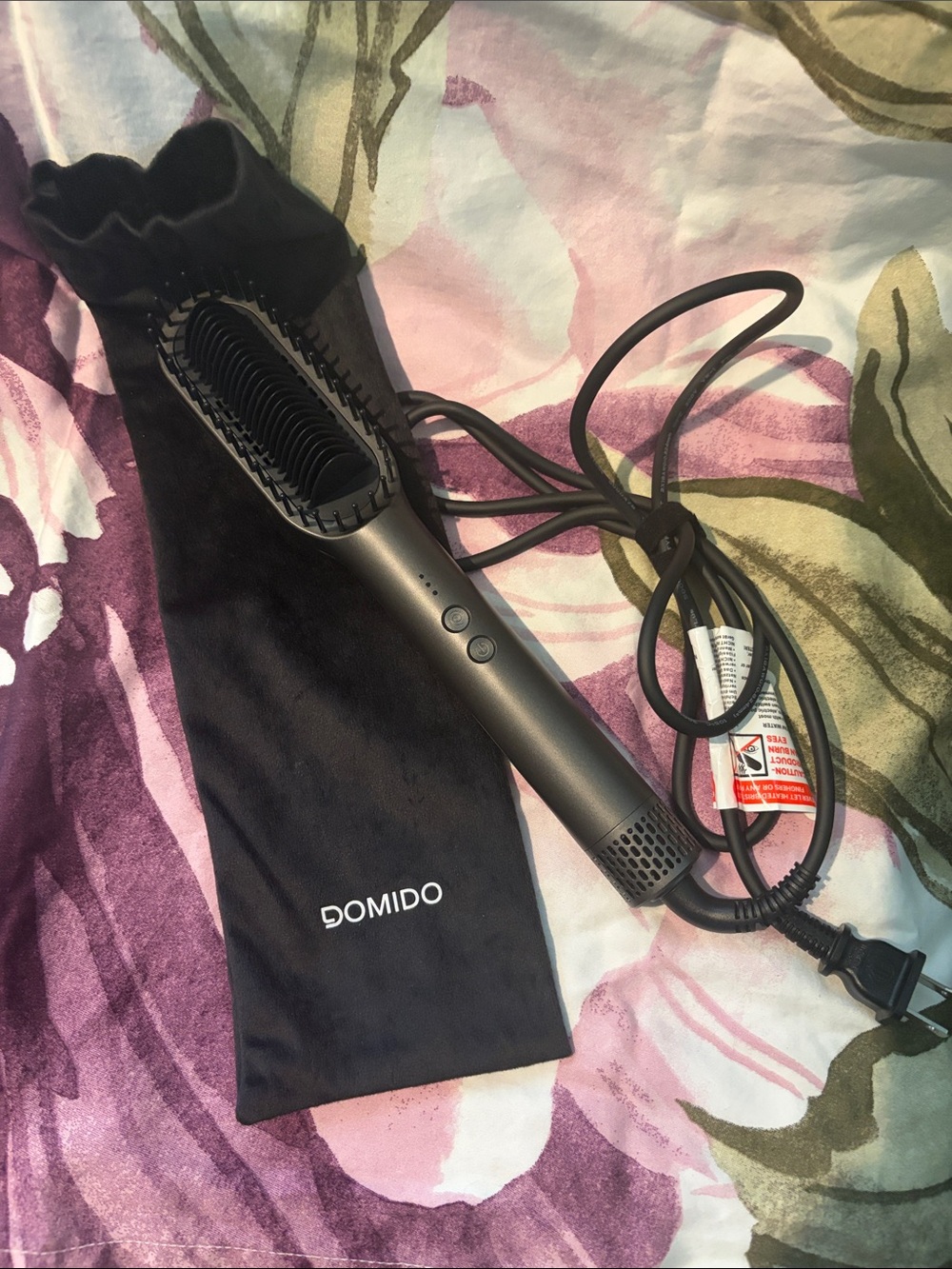 DOMIDO Matte Black Hair Straightening Brush with black Travel Pouch